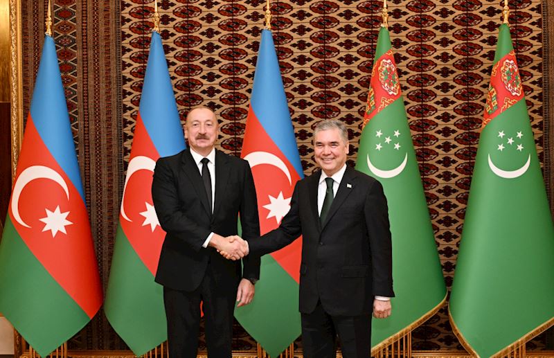 Prezident Qurbanqulu Berdiməhəmmədovla görüşdü – Fotolar
