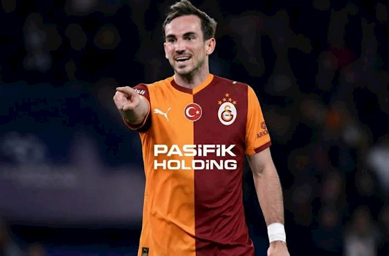 “Qalatasaray” PSJ ilə danışıqlar aparır − KİV  
