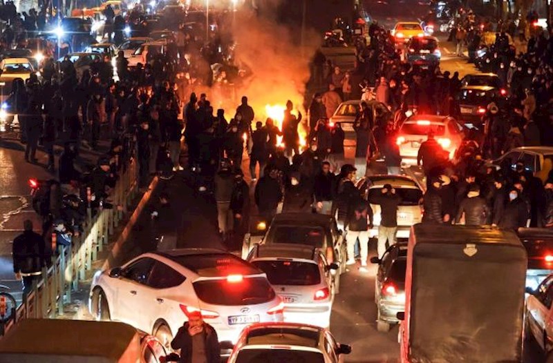 İranda baş verən iğtişaşlarda 250 məktəb və 300 məscid zərər görüb