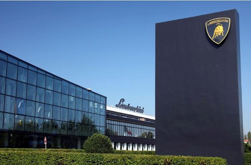 “Lamborghini” 2025-ci ildə rekord sayda avtomobil satıb