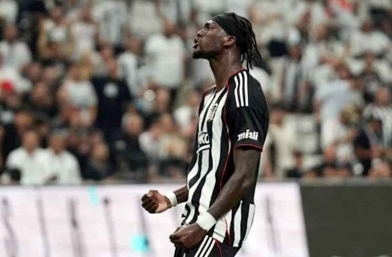 “Aston Villa” “Çelsi”nin keçmiş hücumçusu ilə razılaşdı − KİV