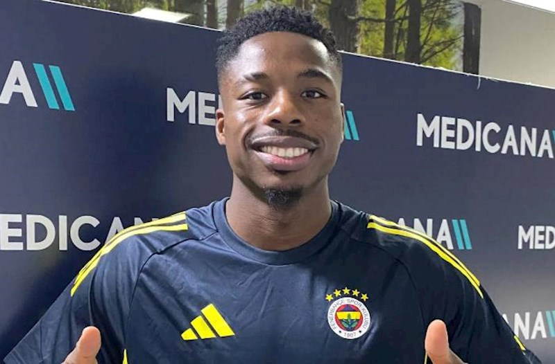 “Fənərbağça” yeni transferini açıqladı