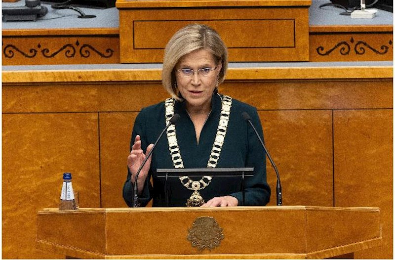 Estoniyada keçmiş kansler prezident oldu