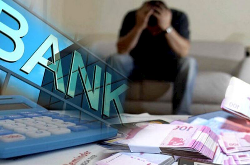 İnsanlar hər ay banklara 240 manat borc ödəyir – Son 6 ildə 2,6 dəfə artıb