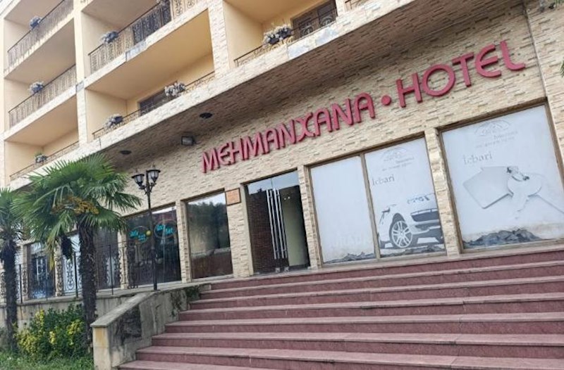 Lənkəranda 4 mərtəbəli otel 2,2 milyon manata hərraca çıxarıldı – Fotolar