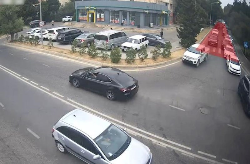 Bu yolda svetoforlar quraşdırıldı – Video