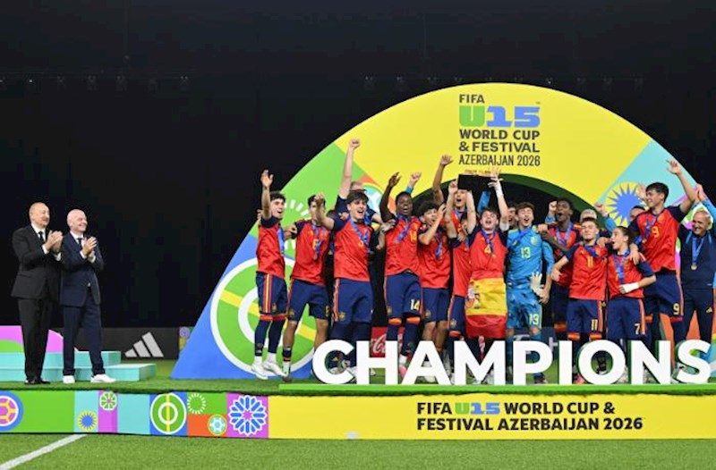 Bakıda FIFA U-15 dünya çempionatının qaliblərinin mükafatlandırılma mərasimi keçirildi