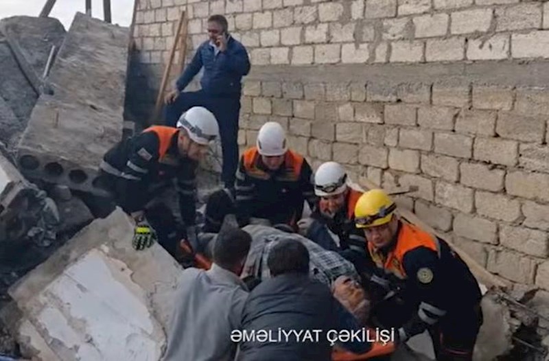 Suraxanıda evdə uçqun oldu: Ölən var – Video