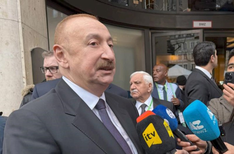 “Dəyişikliklər edilən kimi, ertəsi günü sülh müqaviləsini imzalaya bilərik” − İlham Əliyev