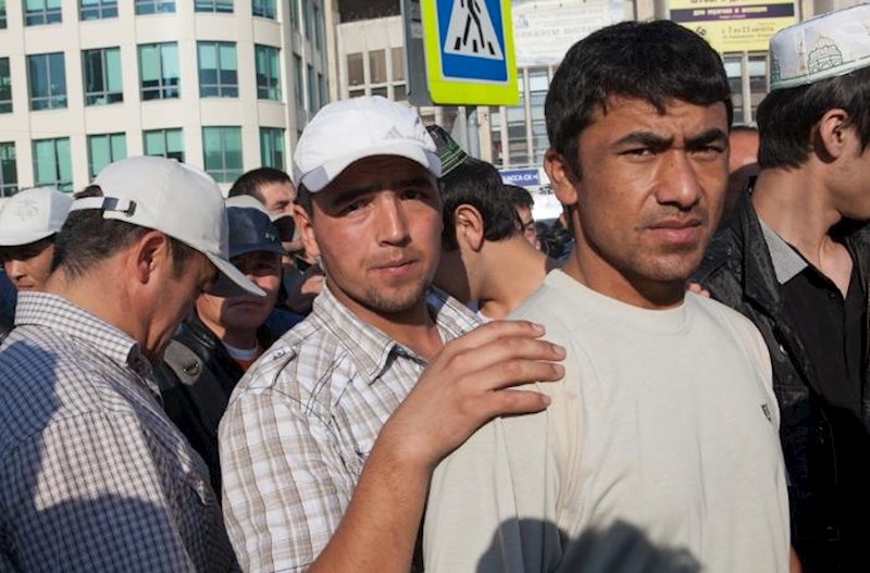 Rusiyada miqrantların üçdə biri dil imtahanından keçə bilməyib