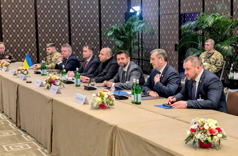 “Ukrayna nümayəndə heyəti daxilində fikir ayrılıqları var” − KİV