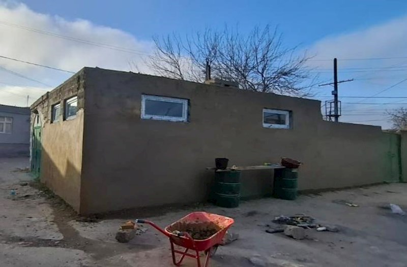 Maştağada tarixi məscidin divarının qanunsuz suvanmasının qarşısı alındı