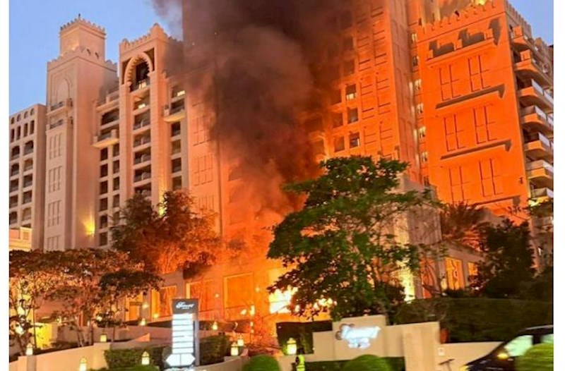 İran Dubaya hücum etdi, otel ərazisi yandı − Video