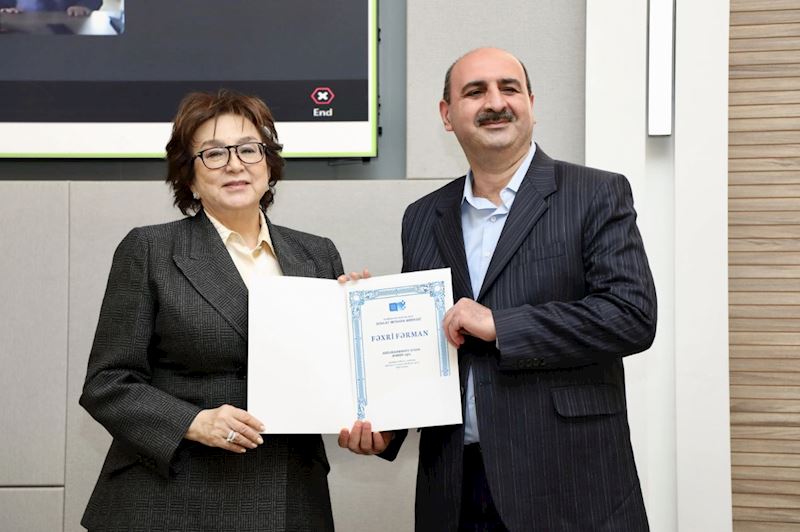 DİM-in imtahan rəhbərləri və zal nəzarətçiləri mükafatlandırıldı