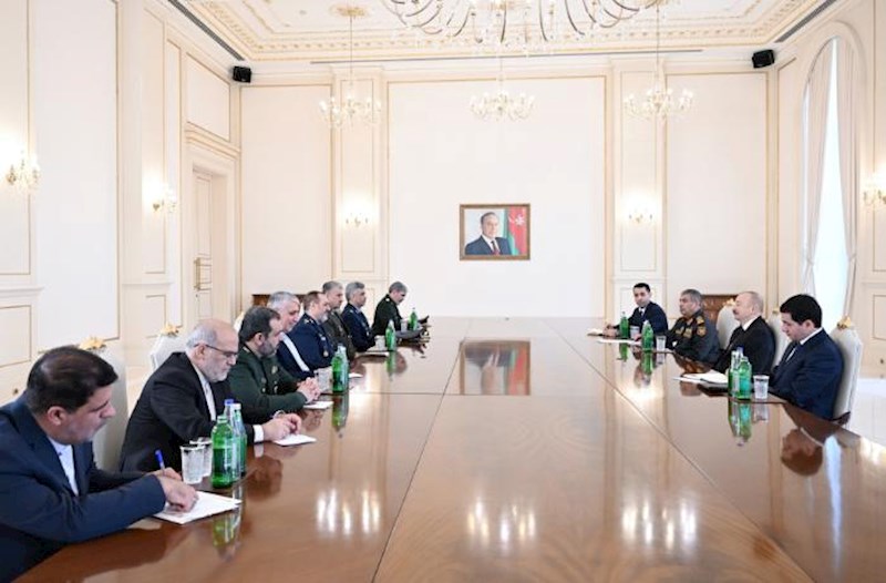 İlham Əliyev iranlı naziri qəbul etdi