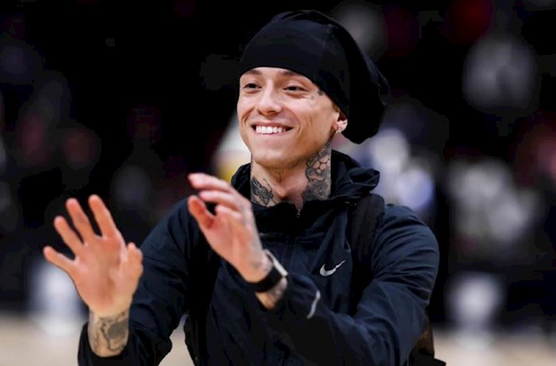 Sentral Si İslamı qəbul etdi