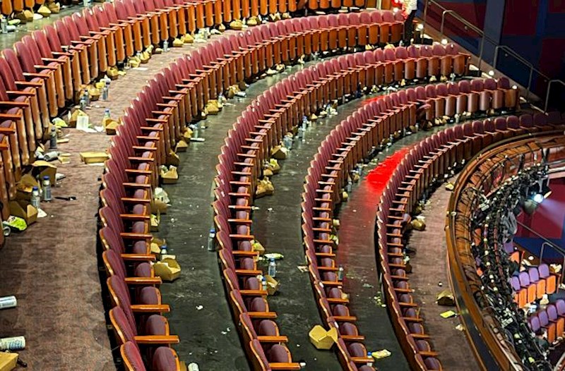 “Oskar” iştirakçıları “Dolby Theatre”ı zibilxanaya çevirdilər