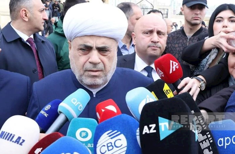 Şeyxülislam regionda baş verən gərginliklərlə əlaqədar çağırış etdi