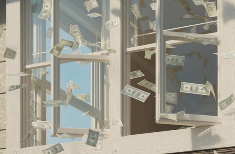 Moskvada yeddi yaşlı qız 88 min dolları pəncərədən atdı