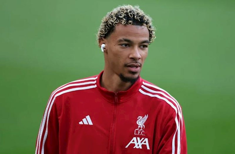 “Liverpul”un hücumçusu “Real Madrid”ə keçə bilər