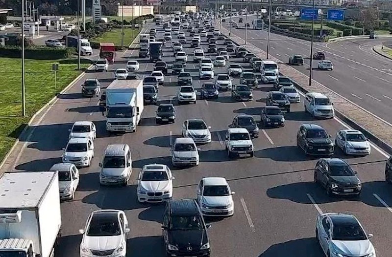 Əksər yollarda tıxac var – Siyahı