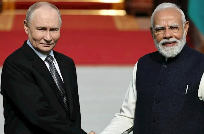 Modi Putinlə əlaqələrin davam etdirilməsini səbirsizliklə gözlədiyini bildirdi 