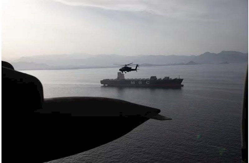 Daha bir İran gəmisi atəşə tutuldu