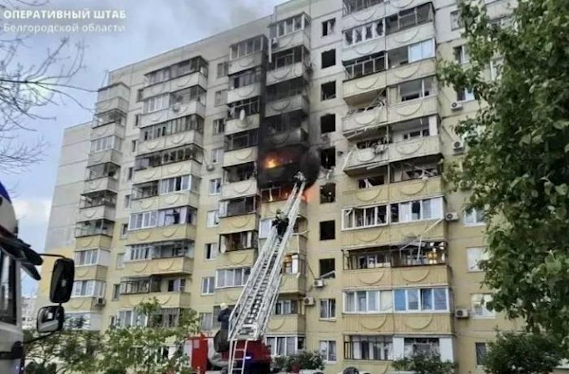 Belqorodda dron yaşayış binasına düşüb − Xəsarət alanlar var