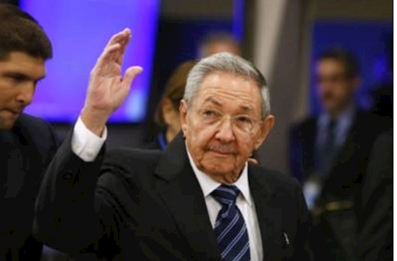 ABŞ Fidel Kastronun qardaşına qarşı ittiham irəli sürməyə hazırlaşır