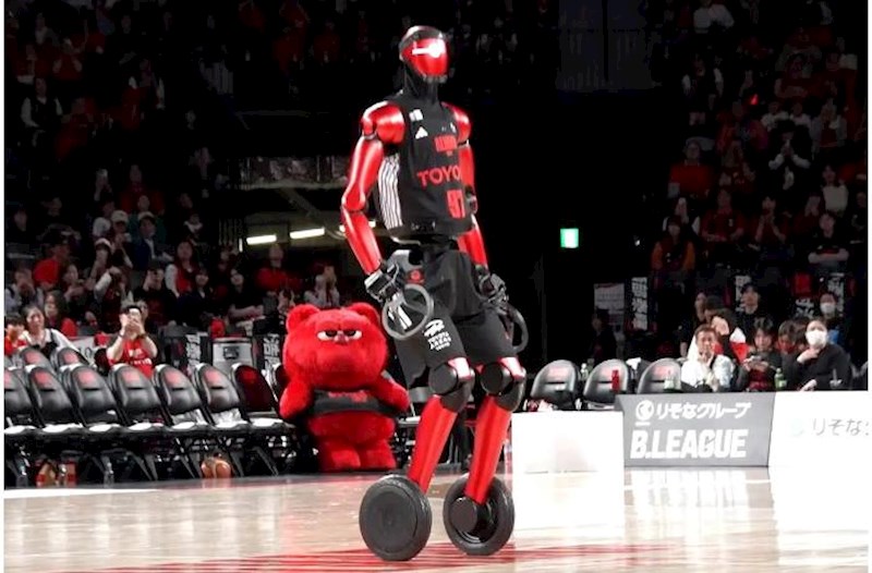 “Toyota”nın yeni robotu basketbolda dünya rekordu vurdu
