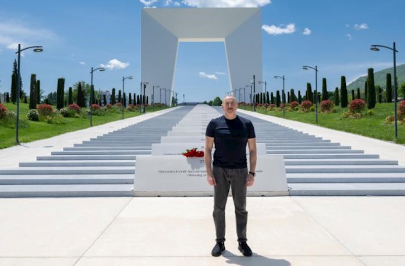 Prezident Xankəndidə Zəfər parkında – Fotolar