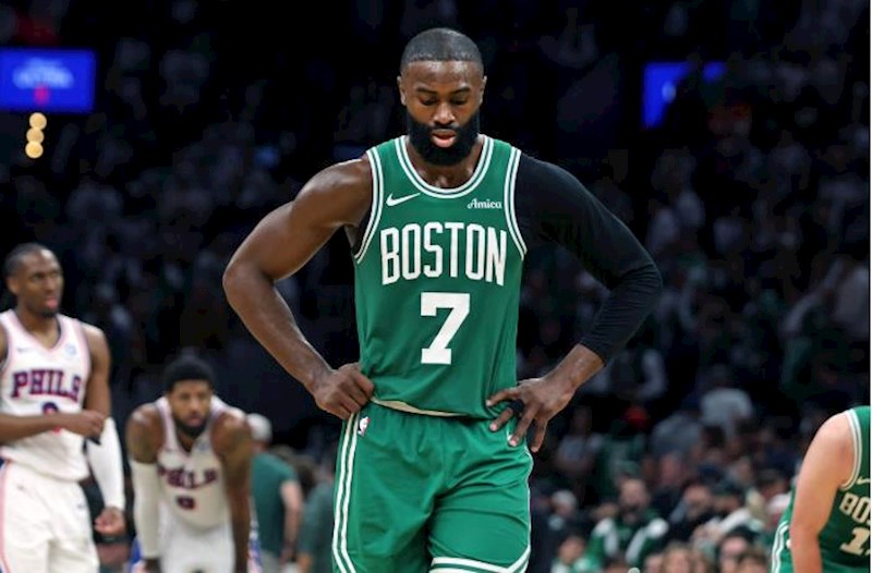 NBA-də məşhur basketbolçu 50 000 dollar cərimələndi