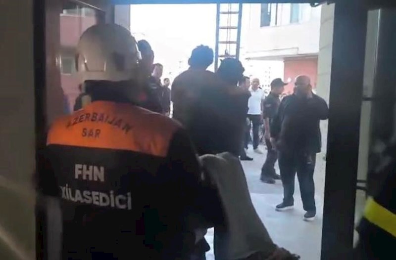 Yasamalda çoxmərtəbəli binada yanğın baş verdi − Video