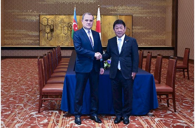 Ceyhun Bayramov Yaponiyada Toşimitsu Motegi ilə görüşdü