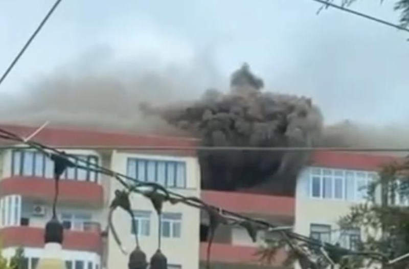 Bakıda yaşayış binasında yanğın olub – Video