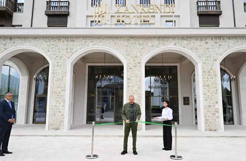 İlham Əliyev “Xankəndi” hotelinin açılışında iştirak etdi