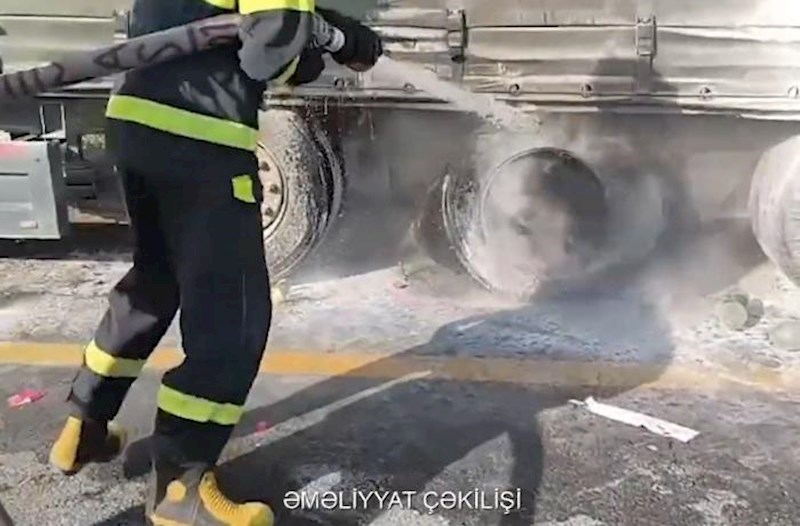 Yük avtomobili yandı – Video