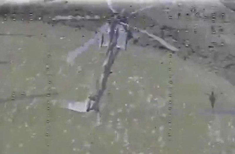 Ukrayna dronla Rusiyanın 18 milyon dollarlıq helikopterini vurdu – Video