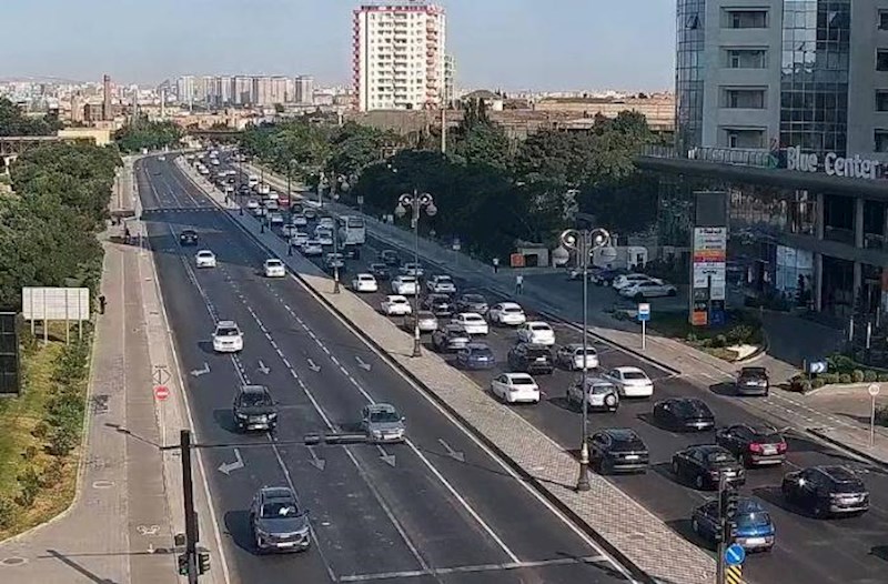 Bəzi yollarda tıxac var – Siyahı
