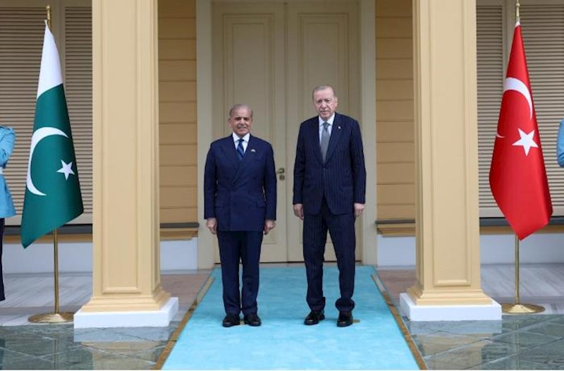 Şahbaz Şərif Türkiyədə səfərdədir – Fotolar