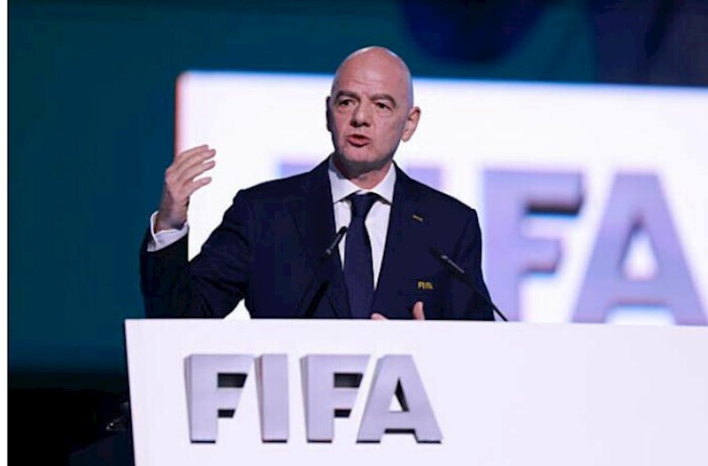 UEFA İnfantinonun yerinə namizəd hazırlayır