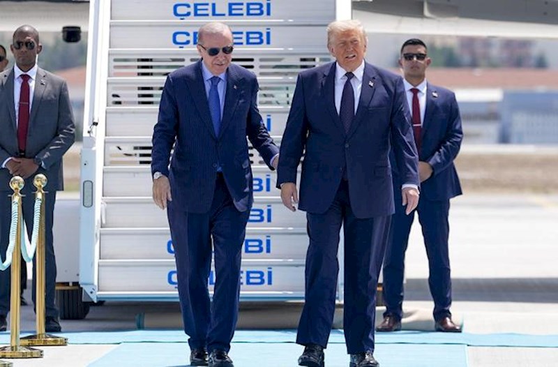 Ərdoğan Trampı hava limanında qarşıladı – Video