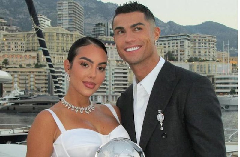 Kriştianu Ronaldo evləndi