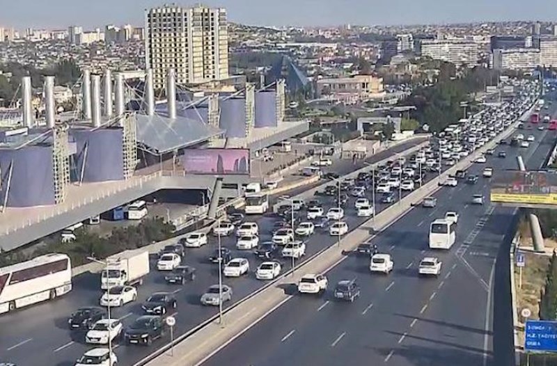 Hazırda hansı yollarda tıxac var? – Siyahı