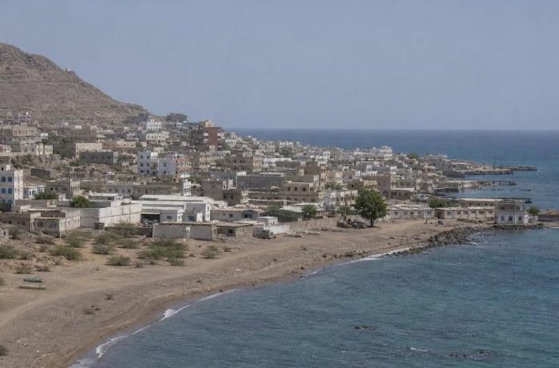 Husilər Yəmənin Moha liman şəhərini ələ keçirib