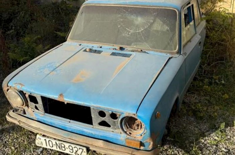 Dəmir konstruksiyadan ibarət “VAZ” 510 manata hərraca çıxarıldı – Fotolar