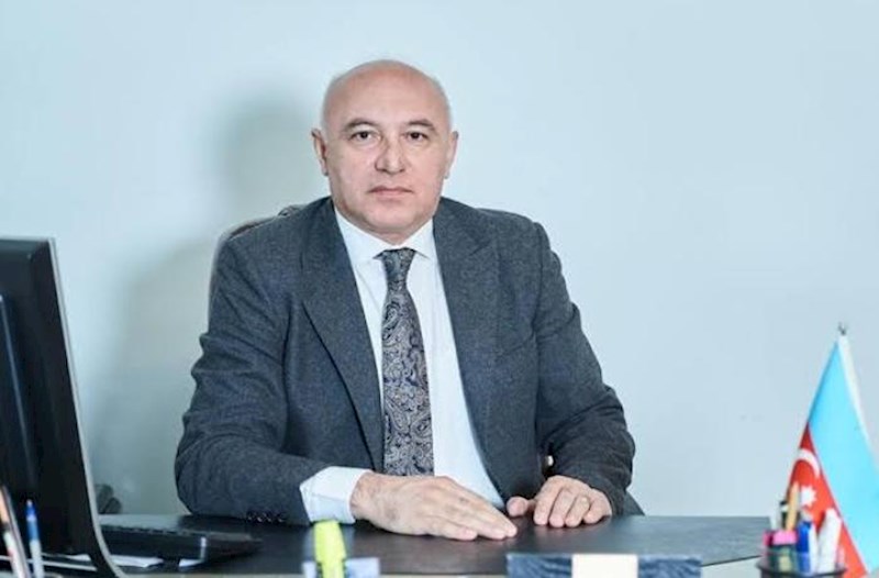 Deputat tıxaca görə iclasa gecikdi: “Dözülməz həddə çatıb”