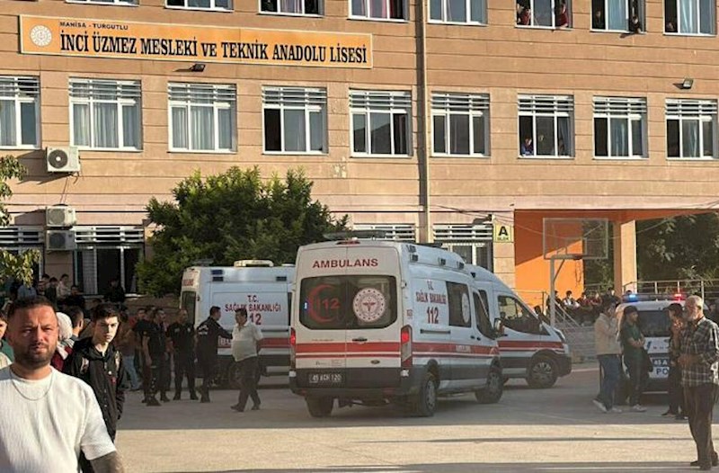 Türkiyədə məktəbin yaxınlığında silahlı insident – Yaralı şagirdlər var