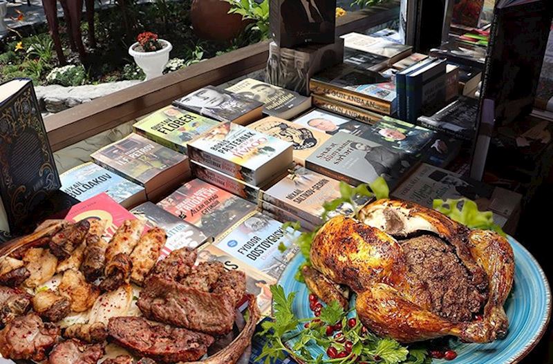 Nazirlik kitab sərgisində ziyafət verəcək – Dana ruleti, qaymaqlı toyuq...