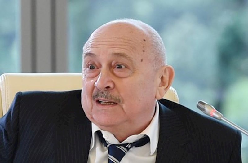Aleksandr Şarovski vəfat etdi